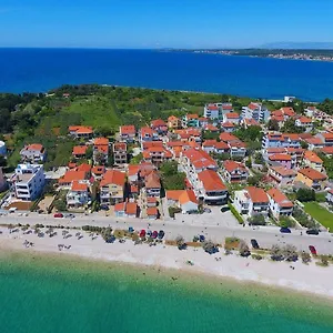  Apartament Pavin